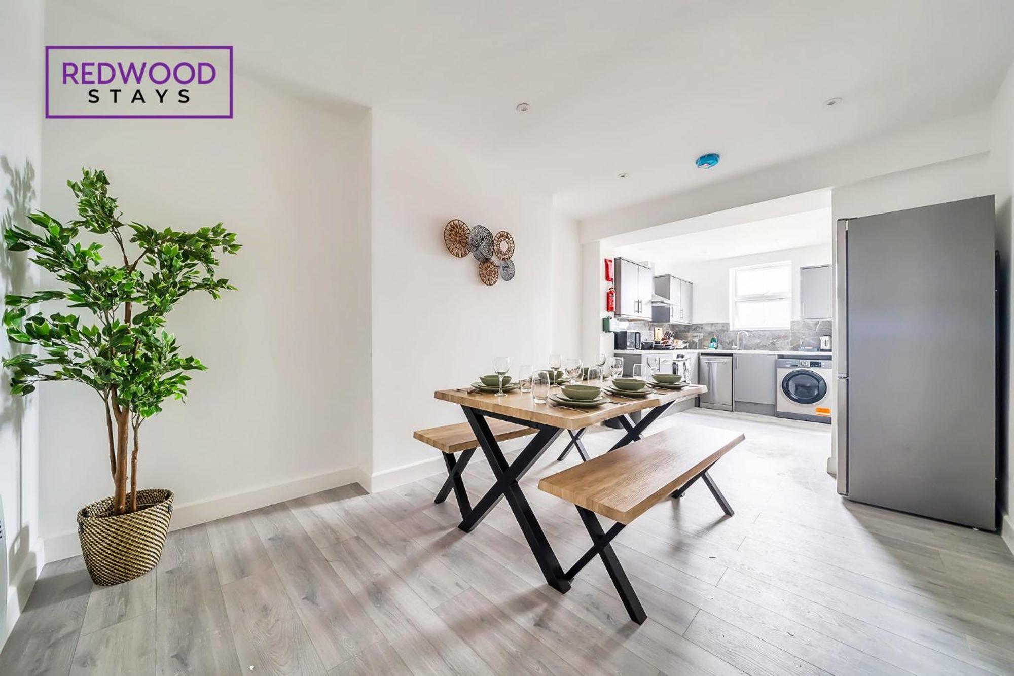 Brand New, 2 Bed 1 Bath, Modern Town Center Apartment, Free Wifi & Netflix By Redwood Stays Aldershot Zewnętrze zdjęcie