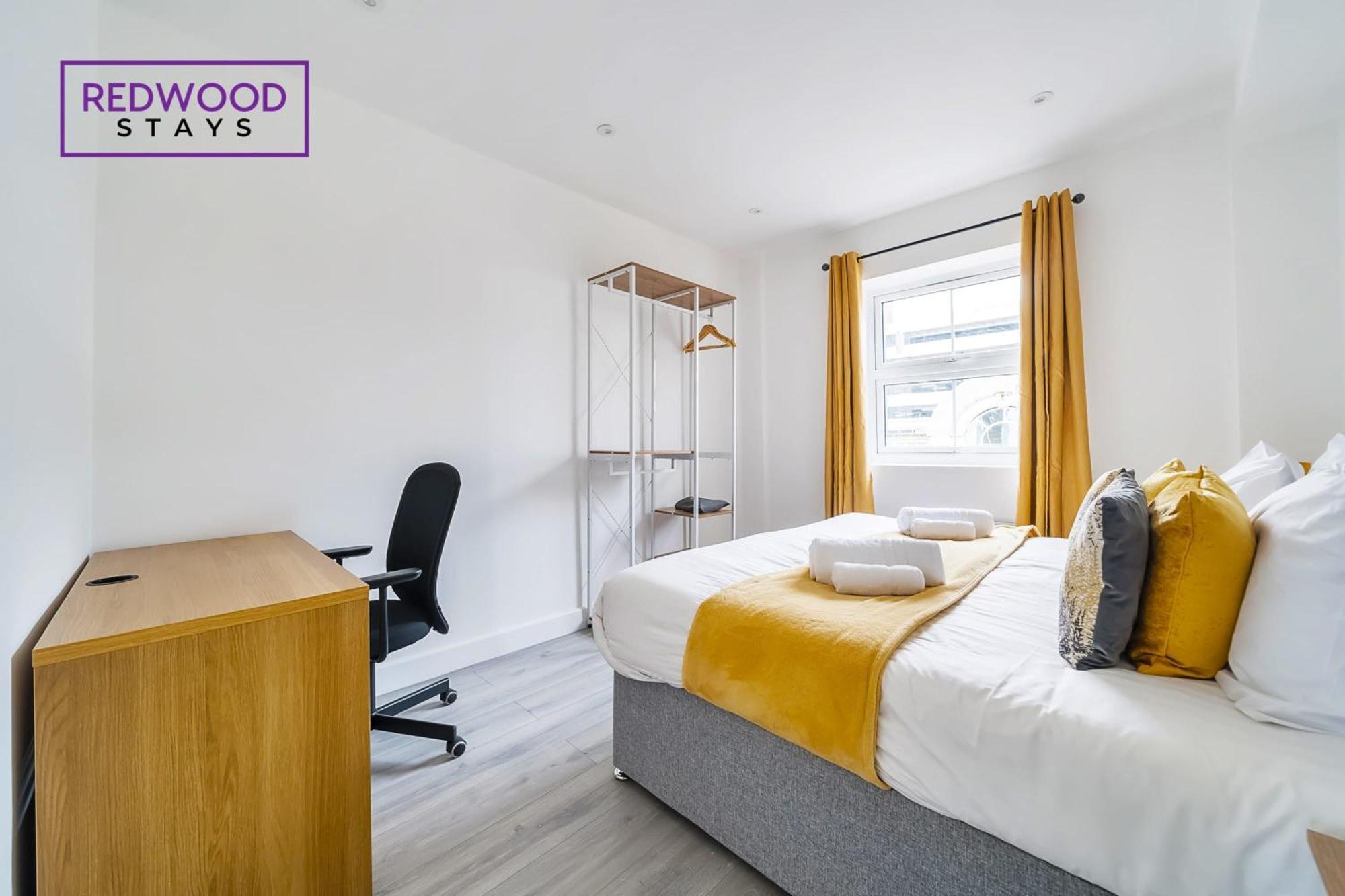 Brand New, 2 Bed 1 Bath, Modern Town Center Apartment, Free Wifi & Netflix By Redwood Stays Aldershot Zewnętrze zdjęcie