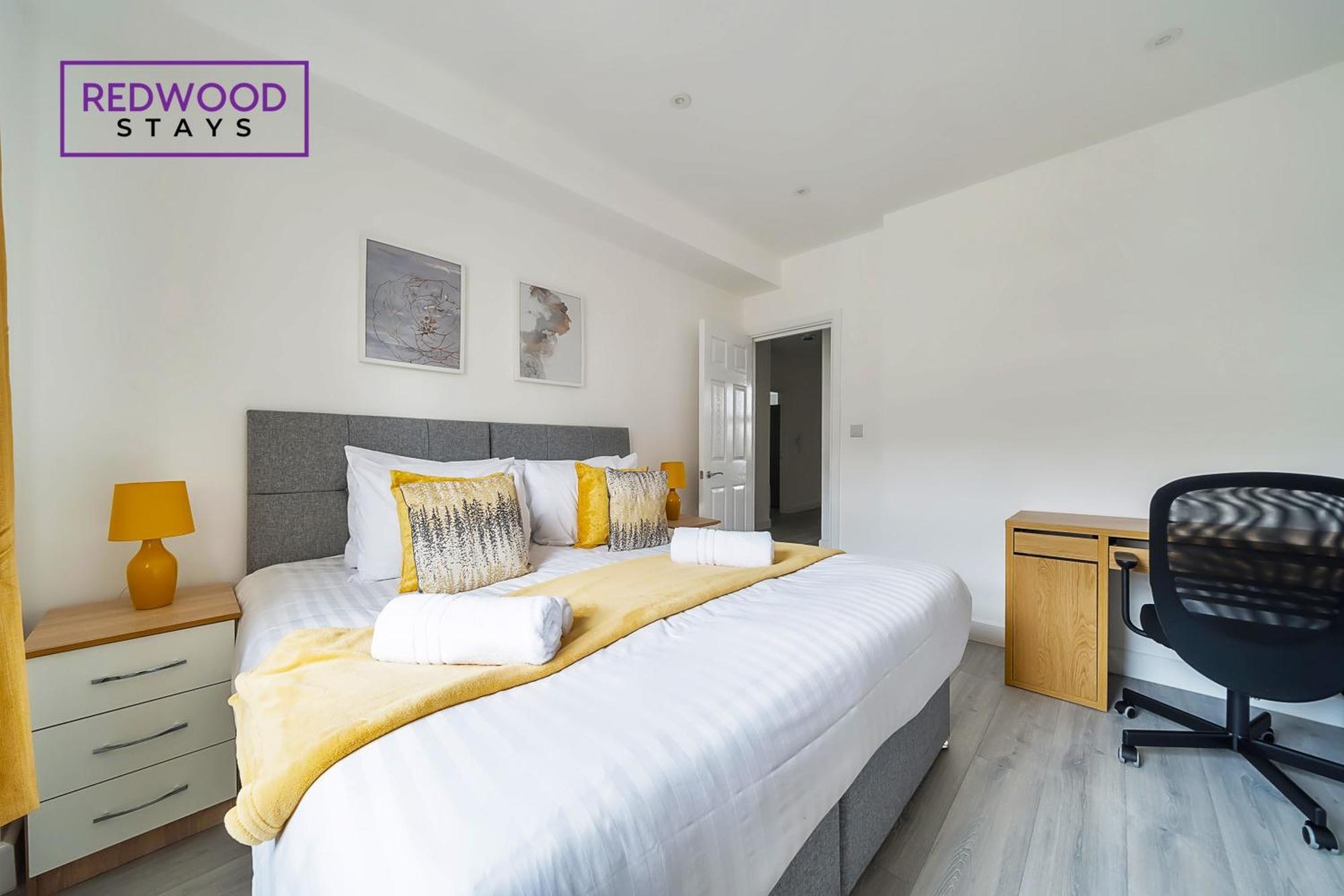 Brand New, 2 Bed 1 Bath, Modern Town Center Apartment, Free Wifi & Netflix By Redwood Stays Aldershot Zewnętrze zdjęcie